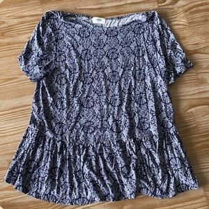 Old Navy size M top